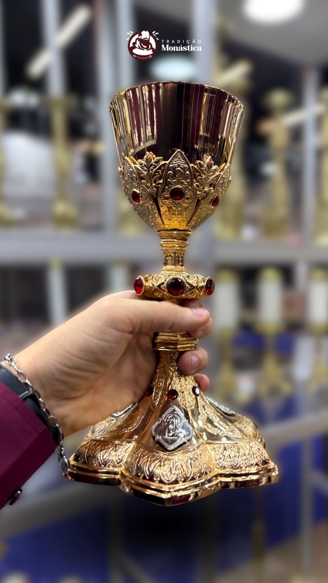 Cálice Notre-Dame Banhado a Ouro - 5