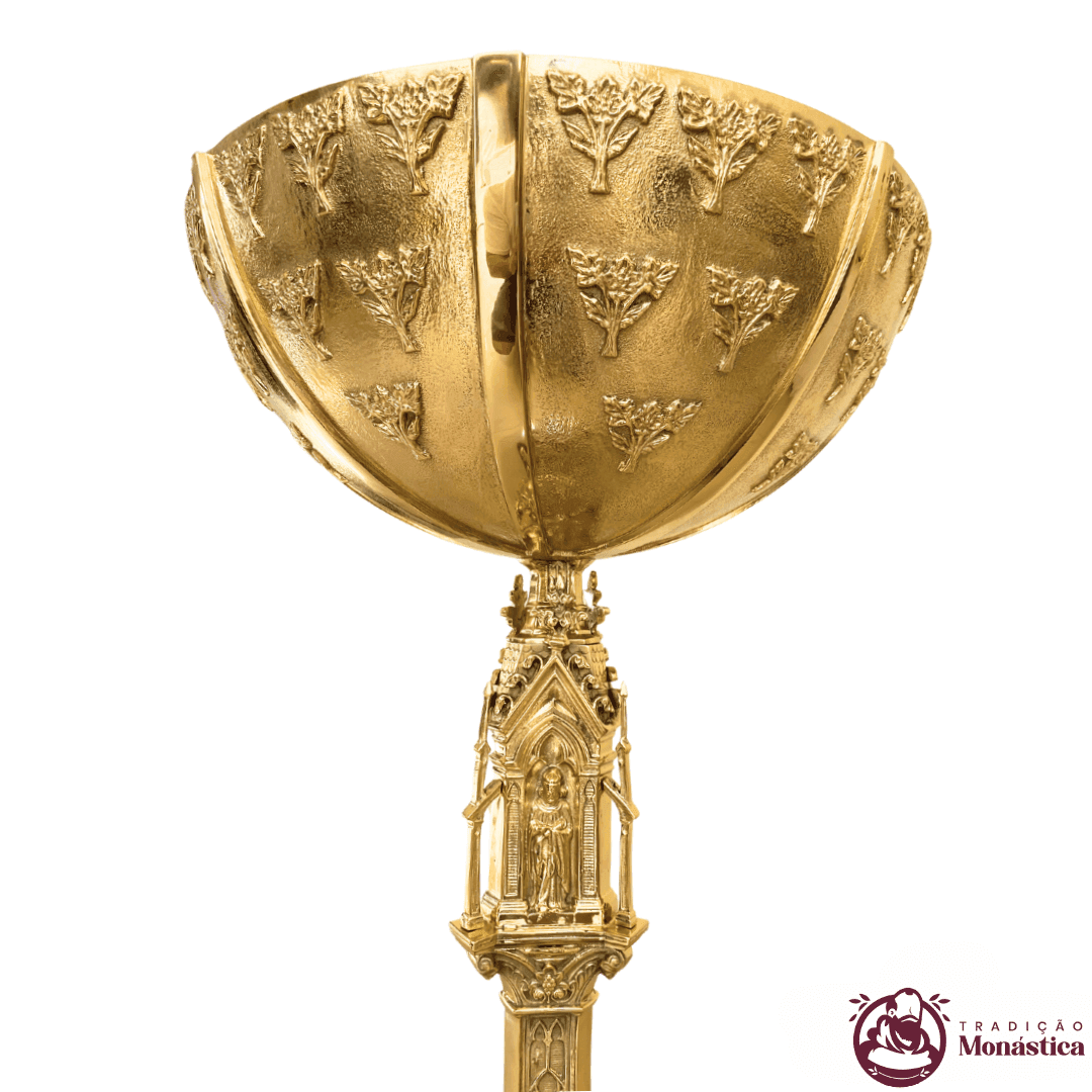 Pia Batismal Gótica em Bronze - 2