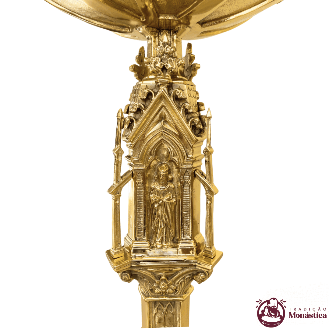 Pia Batismal Gótica em Bronze - 4