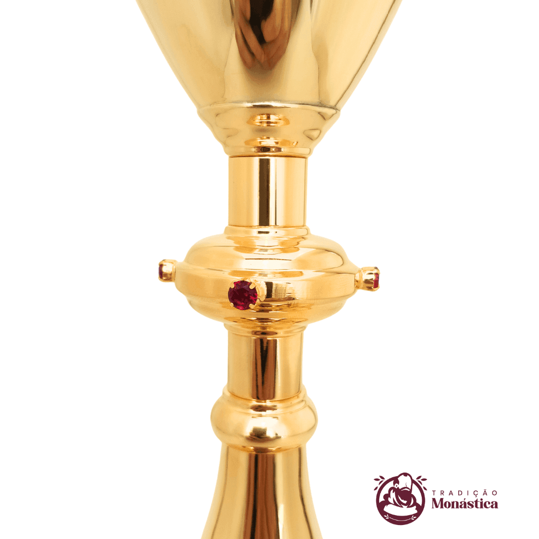 Cálice Banhado em Ouro com Pedras Vermelhas - 2