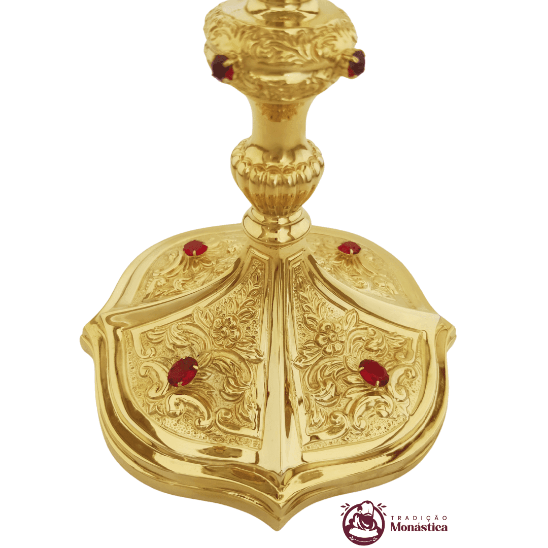 Cálice Trabalhado Banhado em Ouro - 3