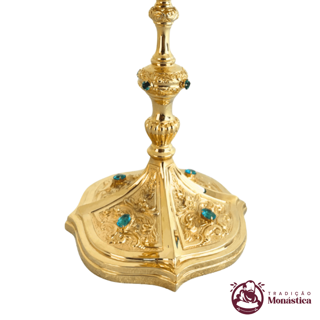 Cálice Trabalhado com Pedras Banhado em Ouro - 4