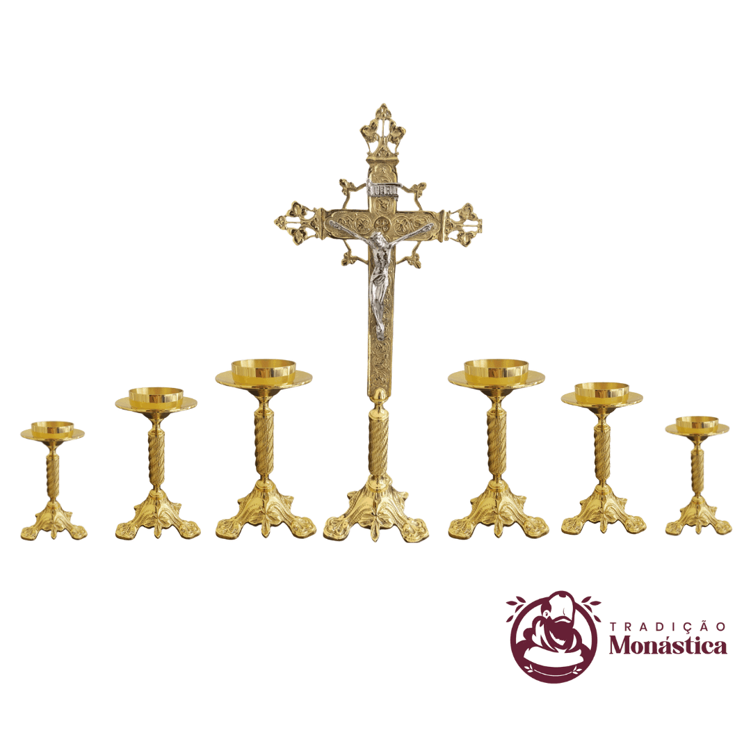Conjunto de Castiçal e Cruz Modelo Escadinha em Bronze - 1
