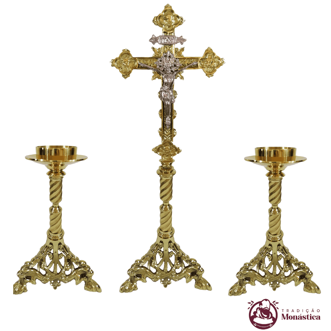 Conjunto Pé de Leão de Castiçal e Cruz para Altar - 2