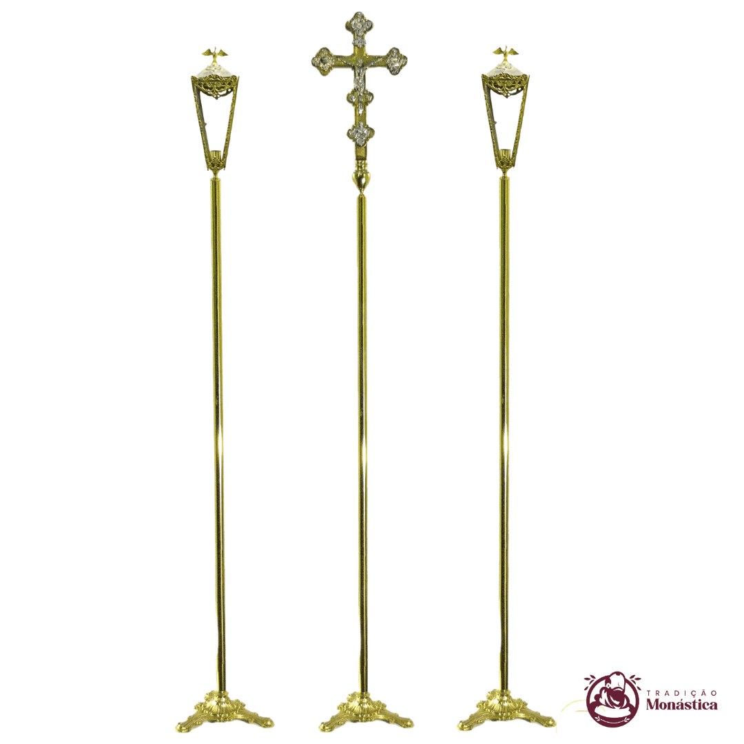Conjunto de Cruz Processional e Tochas em Bronze - 1