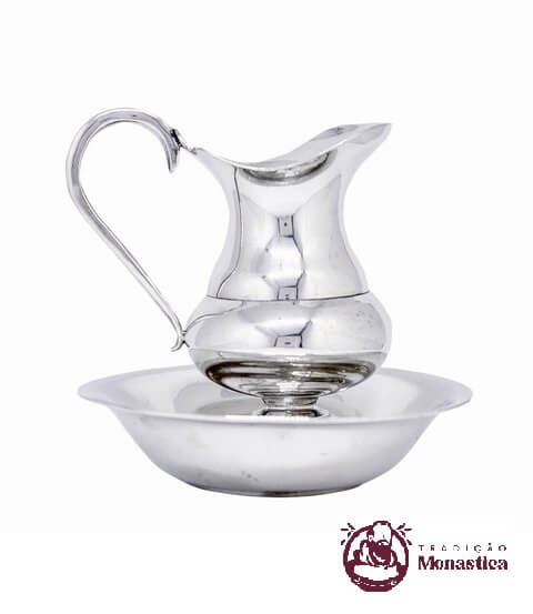 Conjunto de Lavabo Pequeno em Estanho Conjunto de Lavabo Pequeno em Estanho